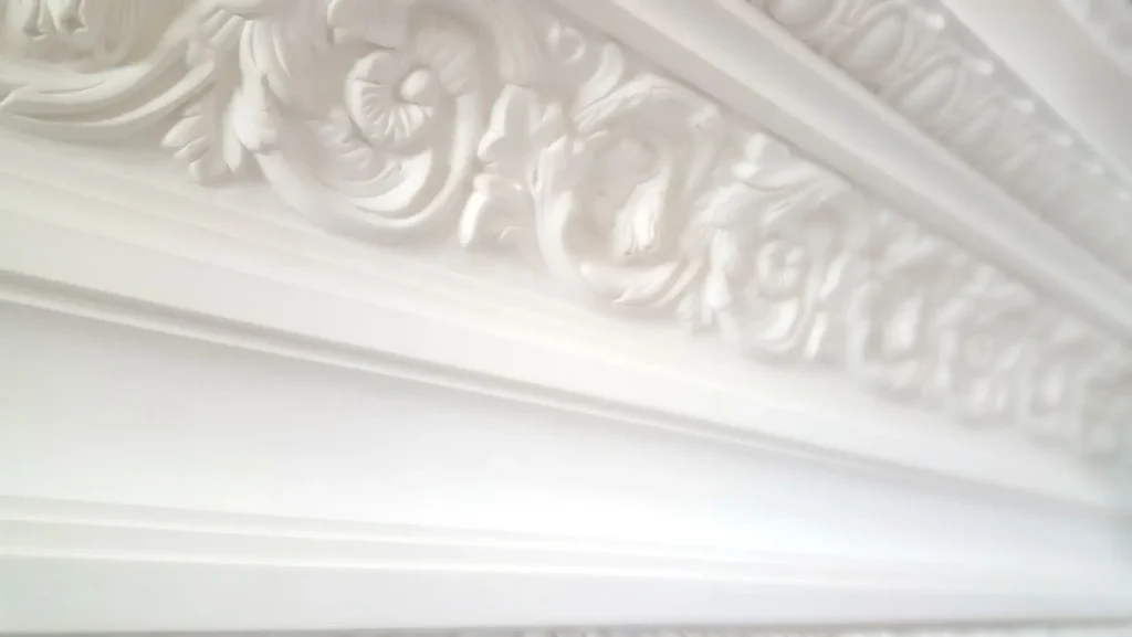 2025 Cornice Decoration Trends: How to Shape Your Home?
